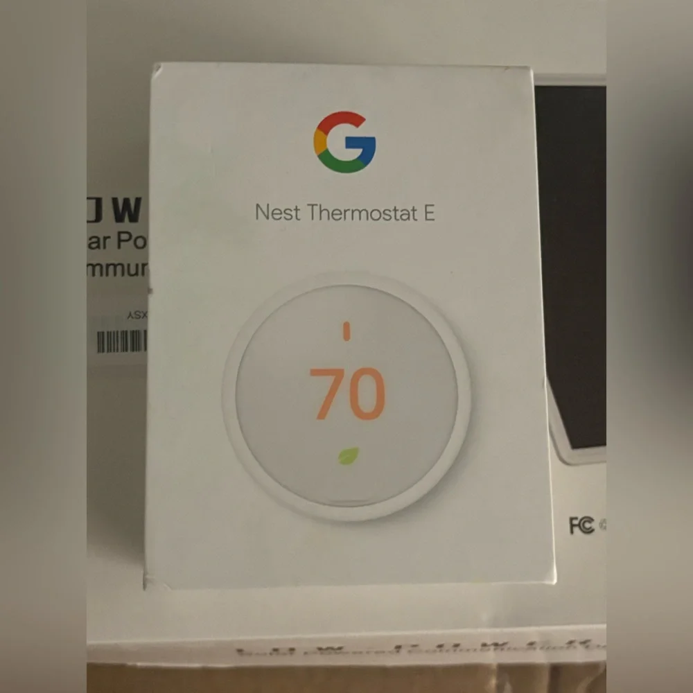 Google Smart Thermostat in White